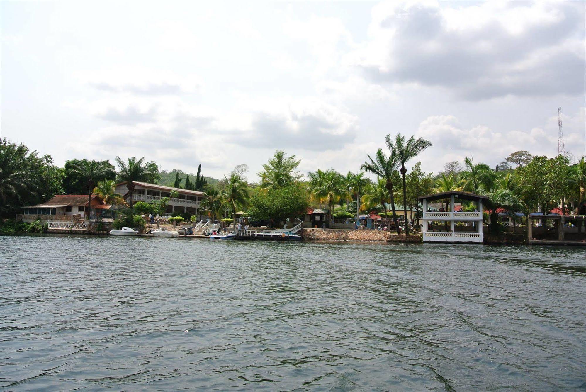 Akosombo Continental Hotel Zewnętrze zdjęcie