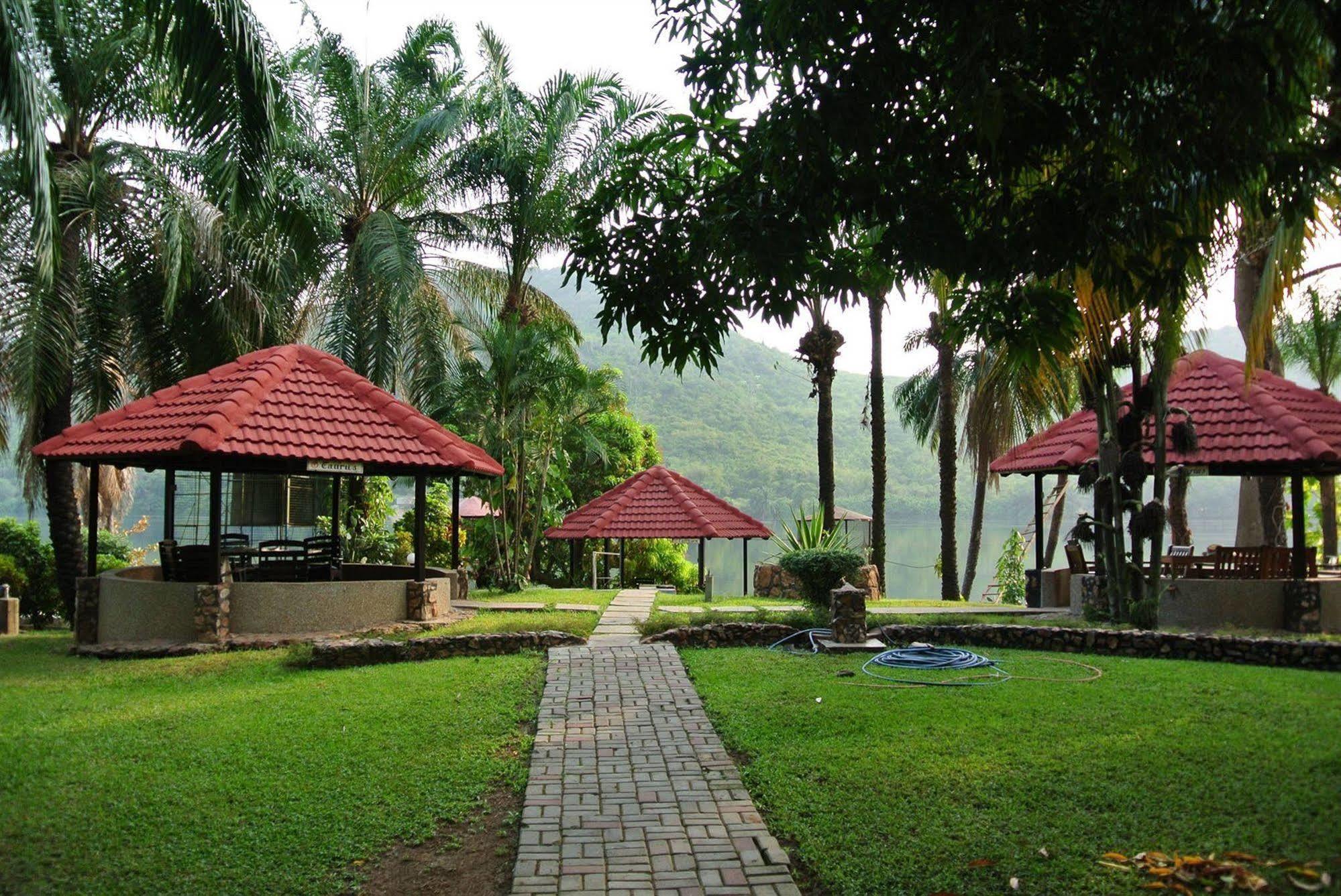 Akosombo Continental Hotel Zewnętrze zdjęcie