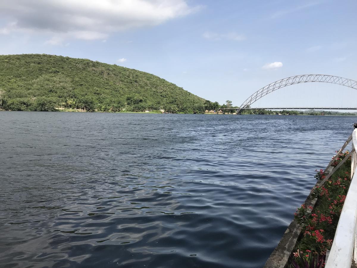 Akosombo Continental Hotel Zewnętrze zdjęcie